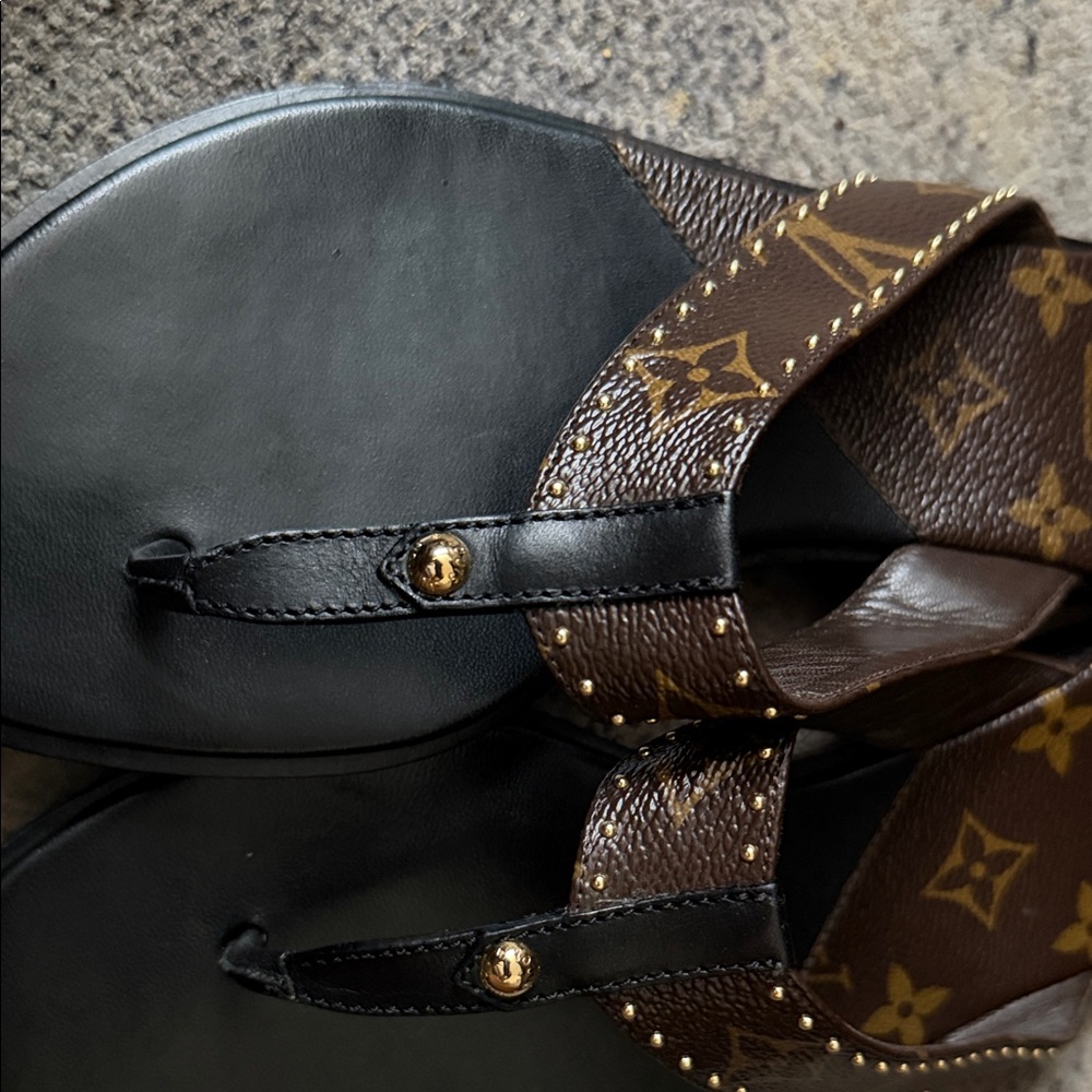 Louis Vuitton Black and Brown Sandals - Picture 3 of 7